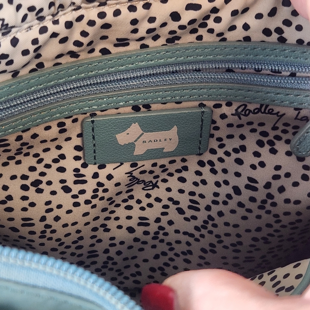 Charleston Medium Zip-Top Crossbody in Lake Color - Picture 4 of 7